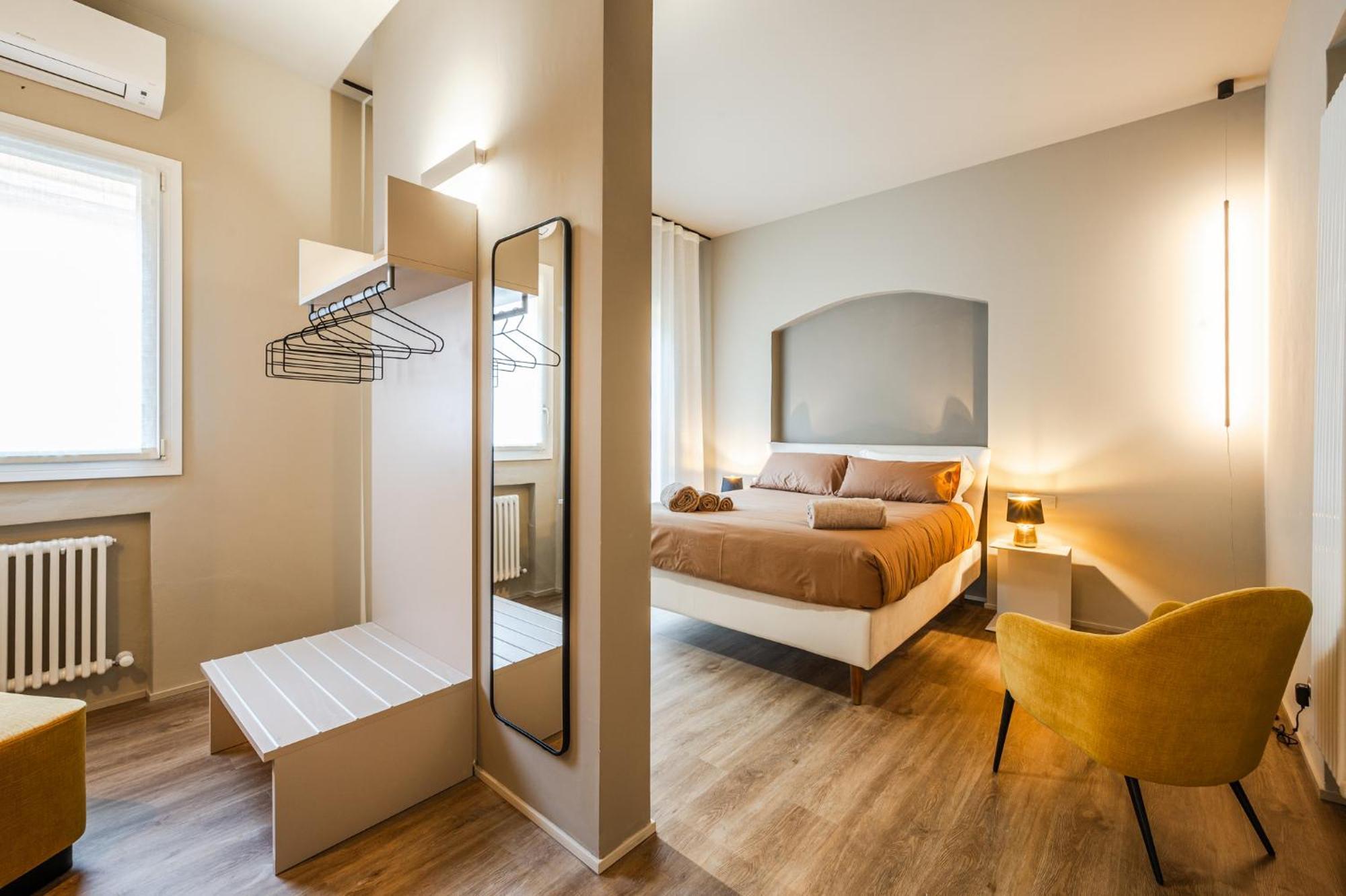 Urban Cottage Free Parking - Private Garden Bologna Ngoại thất bức ảnh